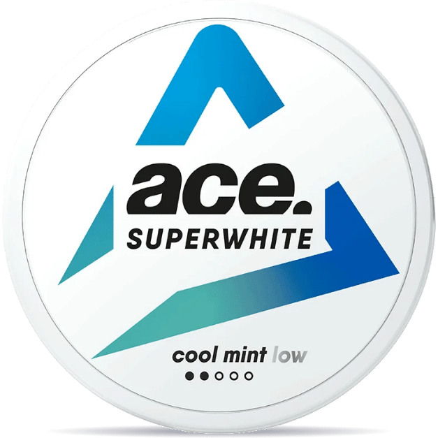 Front view of a can of ACE Cool Mint Low nicotine pouches