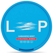 Front view of a can of LOOP Habanero Mint Extra Strong nicotine pouches