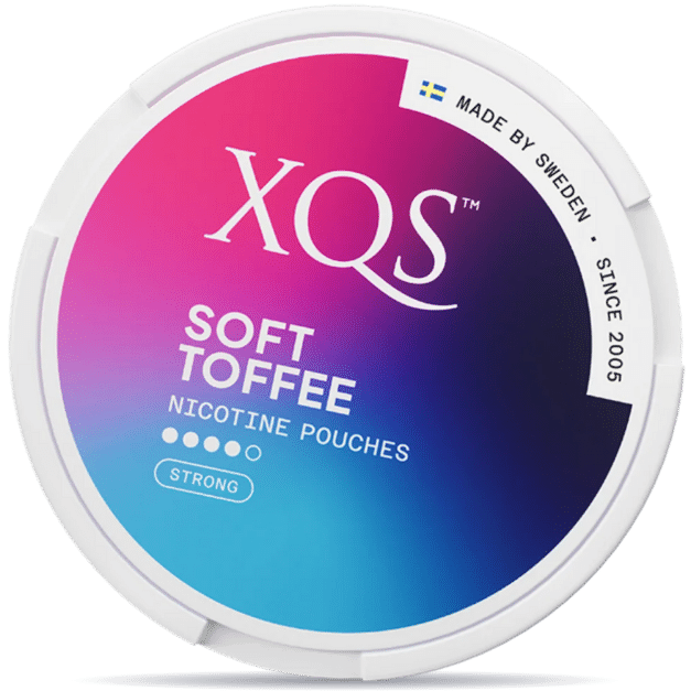 Front view of a can of XQS Soft Toffee Strong nicotine pouches